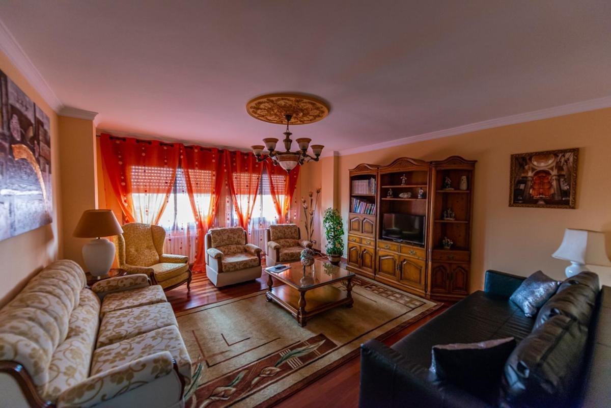 Apartamento Lemavos Monforte De Lemos Dış mekan fotoğraf